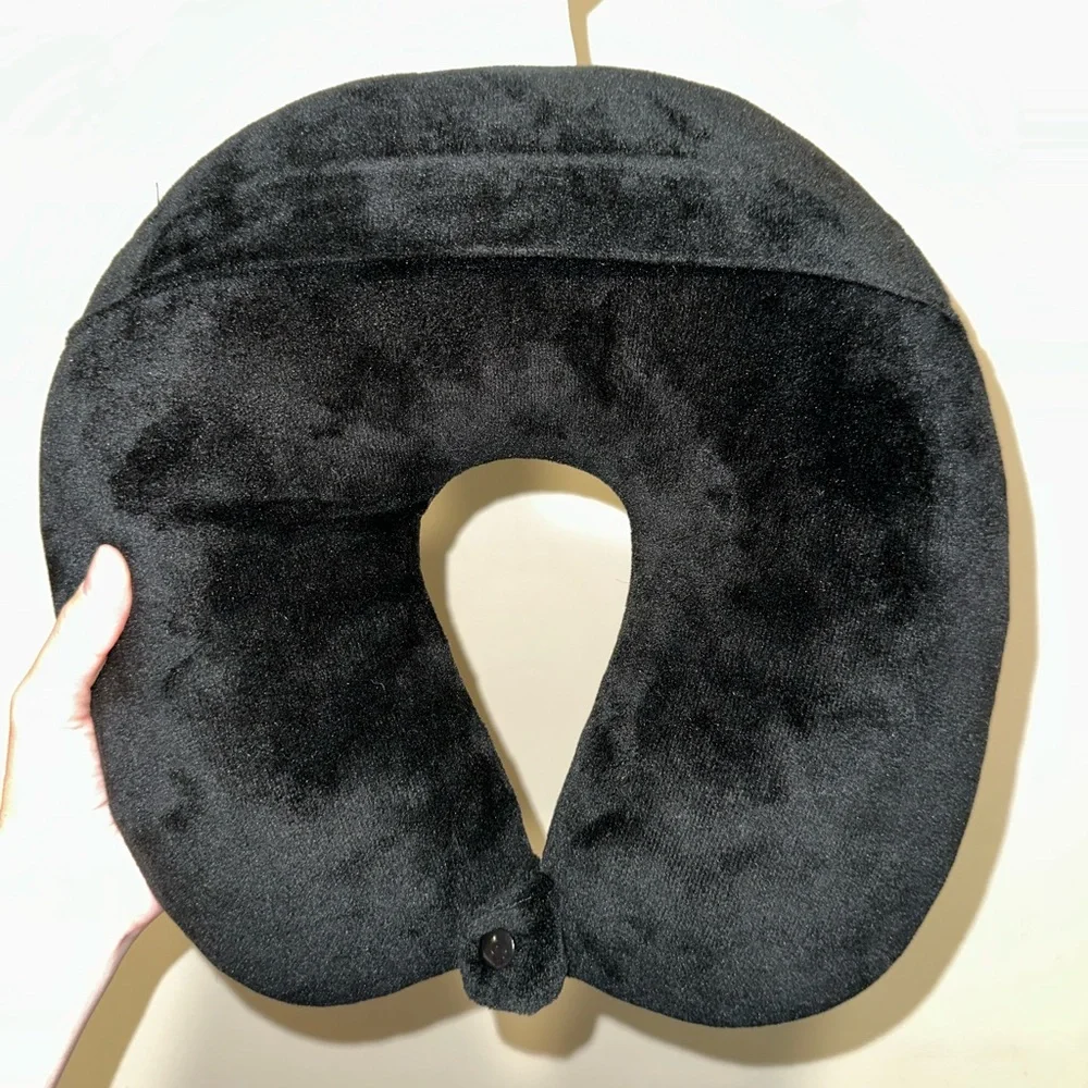 Walgreens Super Soft Travel Neck Pillow in Black
